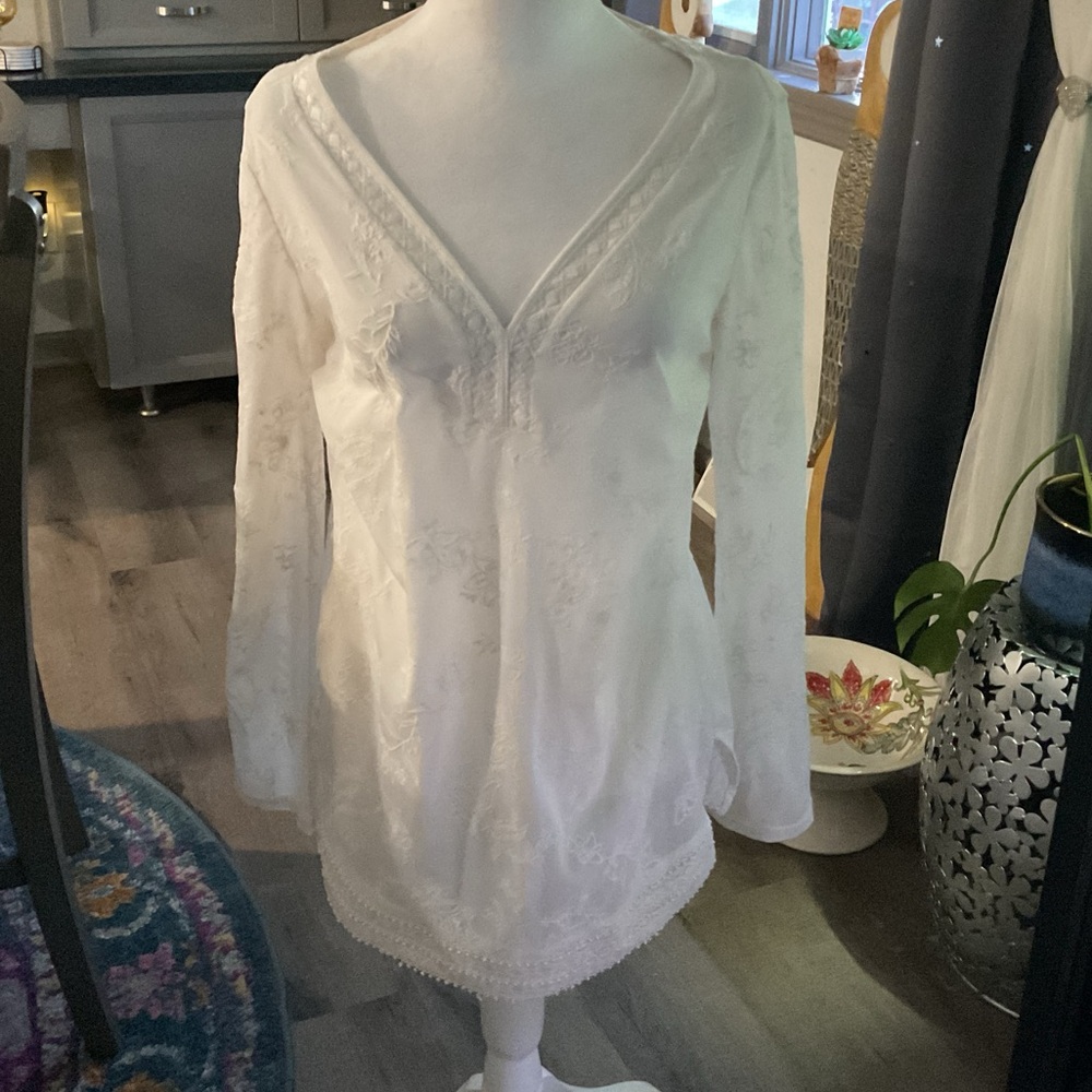 White House Black Market Lace Top in White